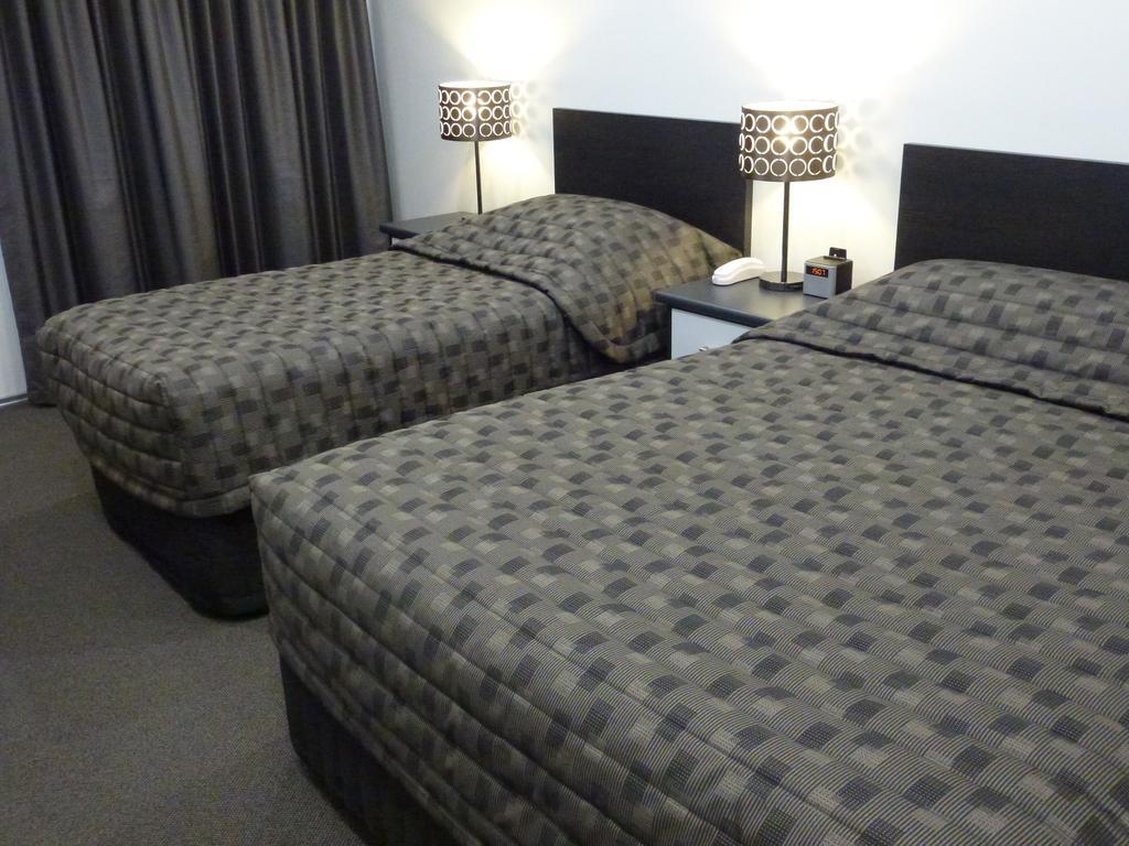 Tower Motor Inn Маунт Гамбиър Екстериор снимка